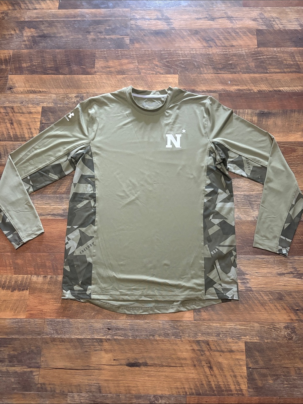 Navy Midshipmen Under Armour Freedom Performance long sleeve shirt